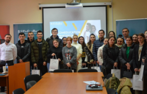 FinComBank a organizat o lecţie de educaţie financiară pentru studenţii Universităţii de Stat din Comrat