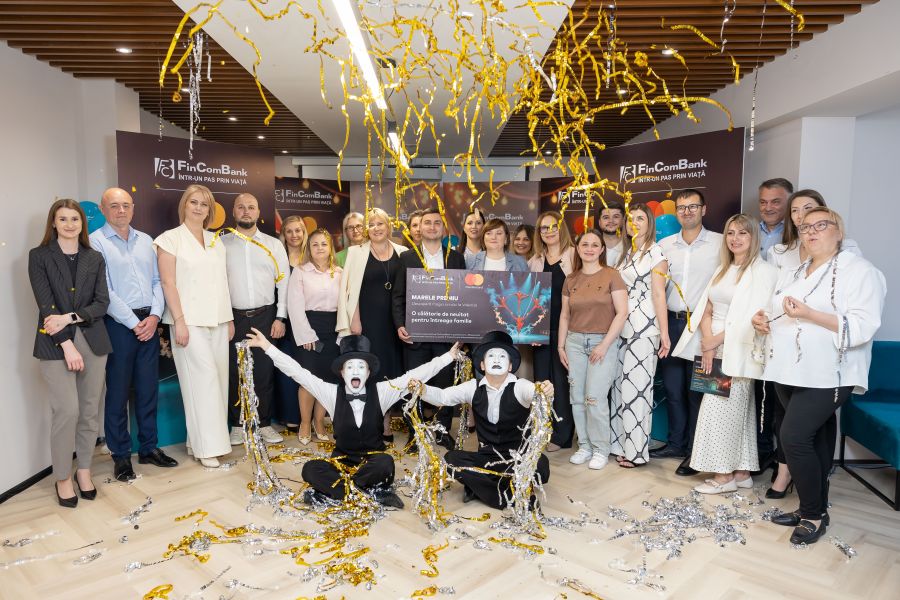 FinComBank и Mastercard подарили клиентам магию цирка